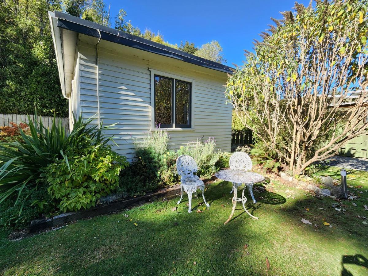 Possum Lodge Manapouri Extérieur photo