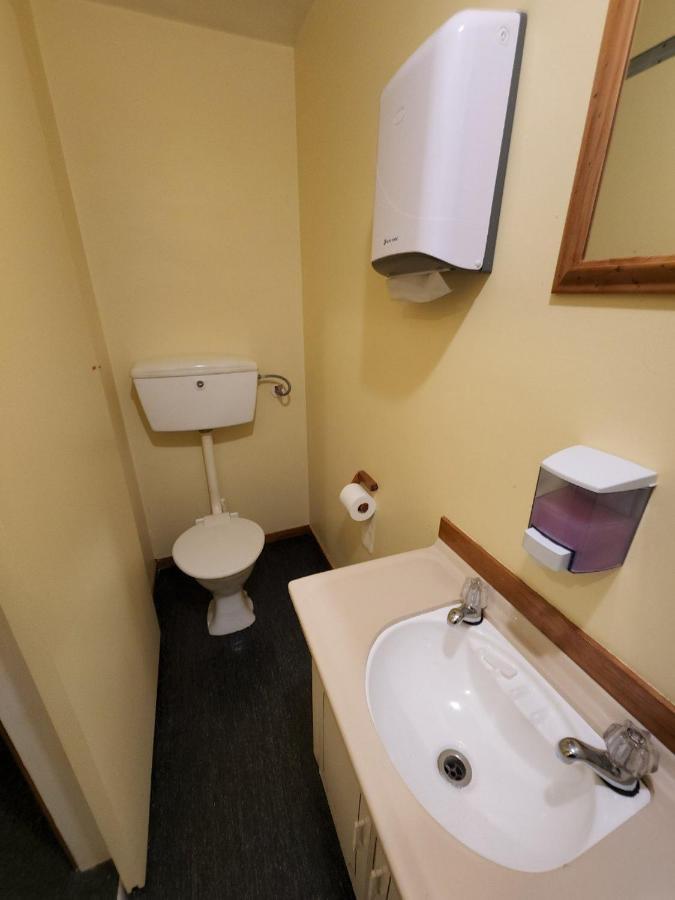 Possum Lodge Manapouri Extérieur photo